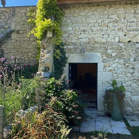 Du Voyageur De La Maison Blanche 4p Saint-Yzans-de-Médoc